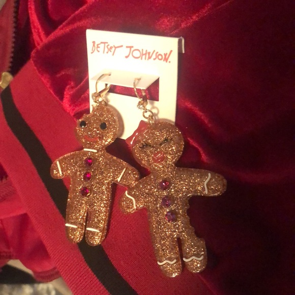 New Betsey Johnson Sparkly Gingerbread Earrings with rhinestones - Picture 4 of 13